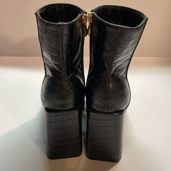 Glamorous Womens Black Faux Crocodile Pattern Zip Ankle Boot Sz 9 - Picture 3 of 8